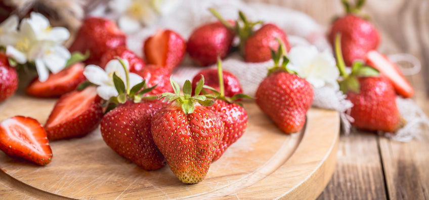 13 Science-Backed Health Benefits of Strawberries