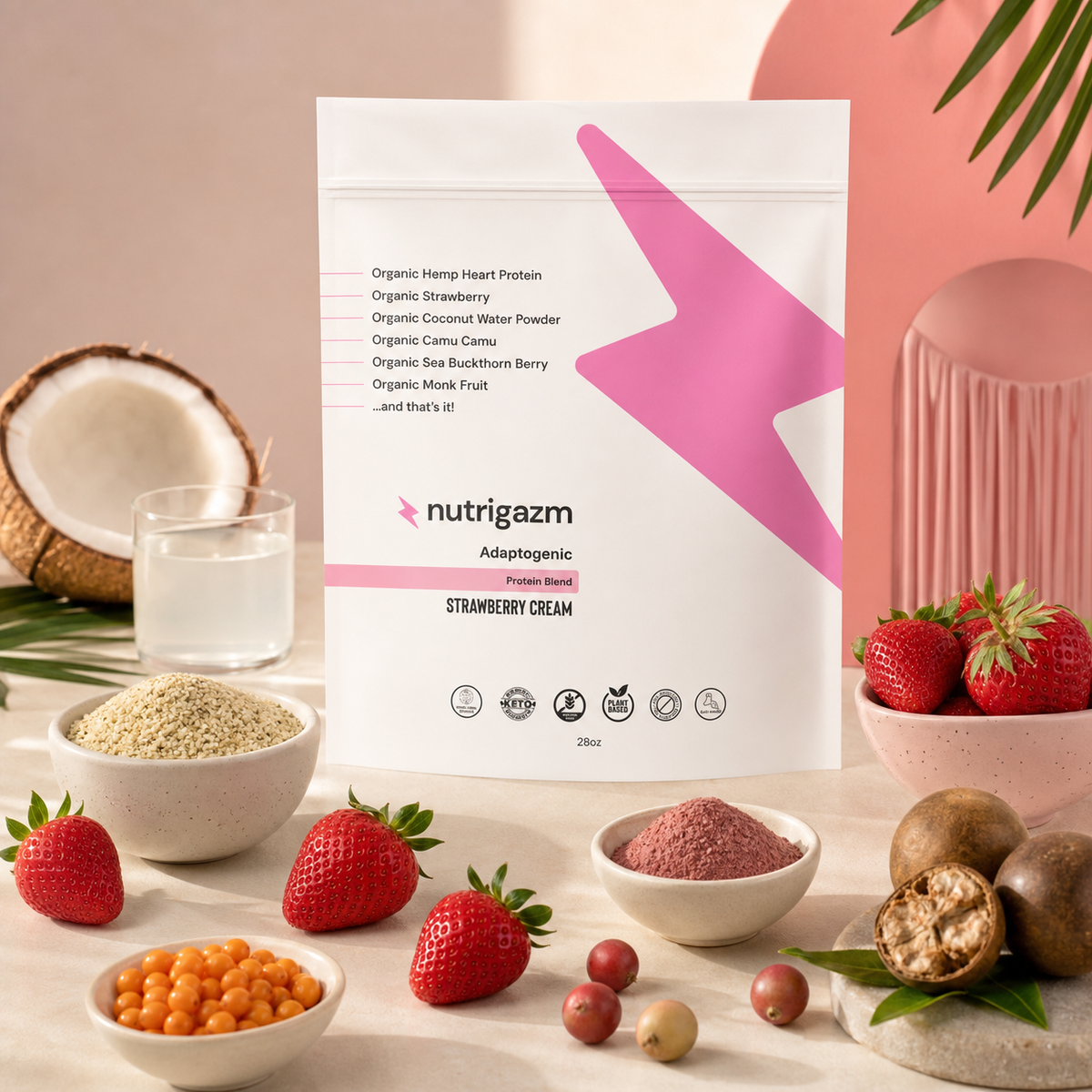 Strawberry Cream ingredients arranged around the Nutrigazm pouch